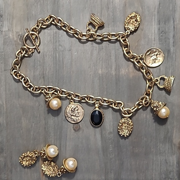 Vintage Necklace and Earrings - Picture 1 of 7